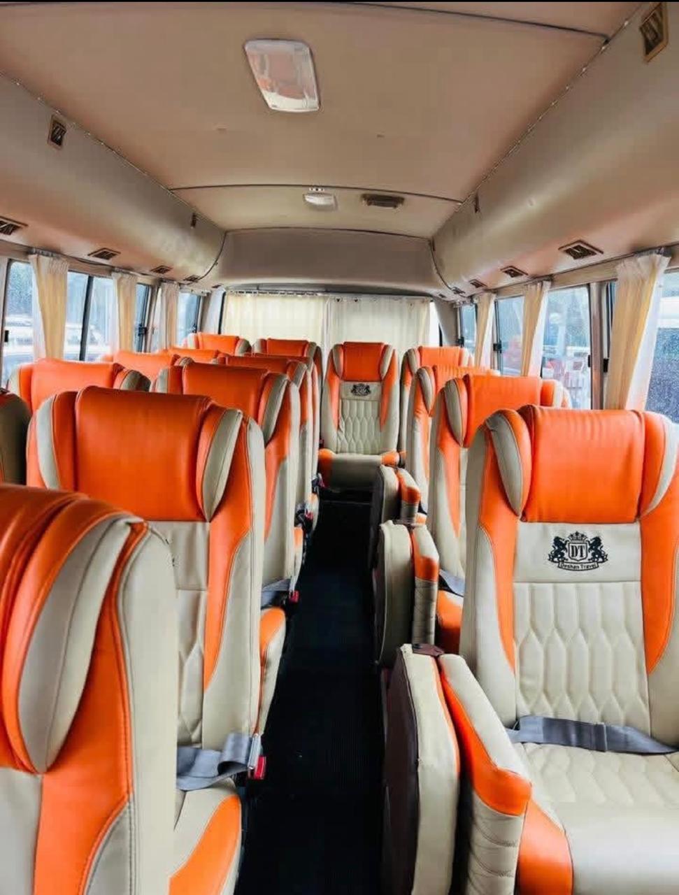 Go Lanka Tours Vehicle